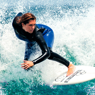 Descubre las olas más altas del norte del Perú para surfear este verano