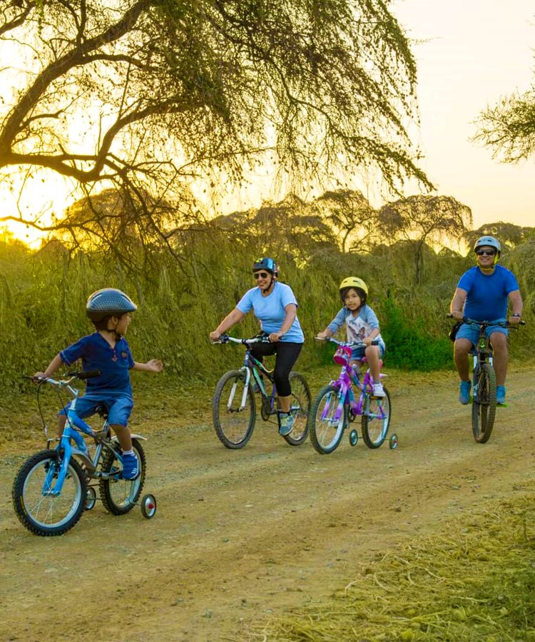 Turismo en bicicleta, Pantanos de villa