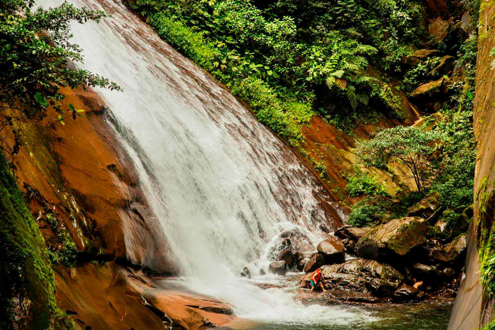 Caída de Agua Velo de la Novia