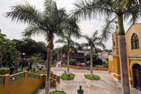 Pachacamac y Barranco