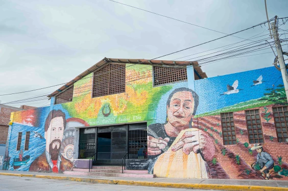 Ruta de León: El Milagro de la Fe y la Tradición Etenana