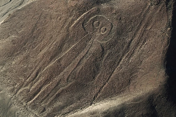 Sobrevuela las líneas de Nasca desde Pisco