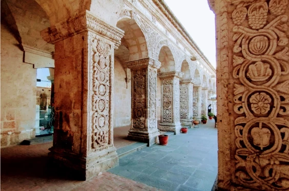 Entre Volcanes y Campiña