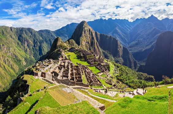 Descubre Cusco, Valle Sagrado y Machu Picchu – 4 días
