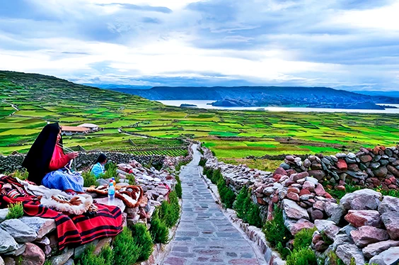 Víve la Semana Santa en Puno