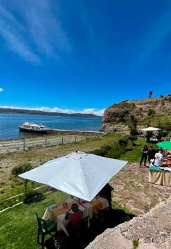 Lago  Taquile Luquina Uros 
