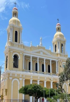 Tras los pasos de León XIV